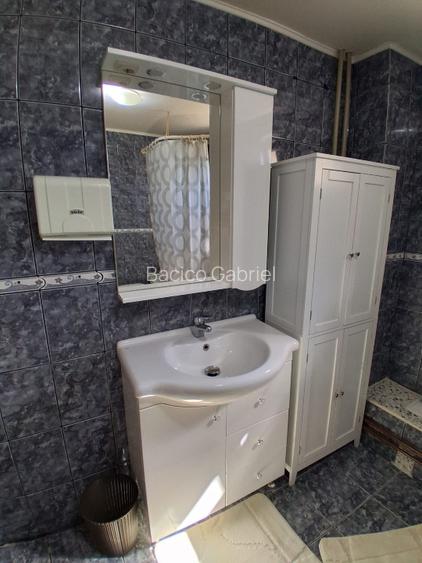Casă individuală cu 4 camere în Ghermănești