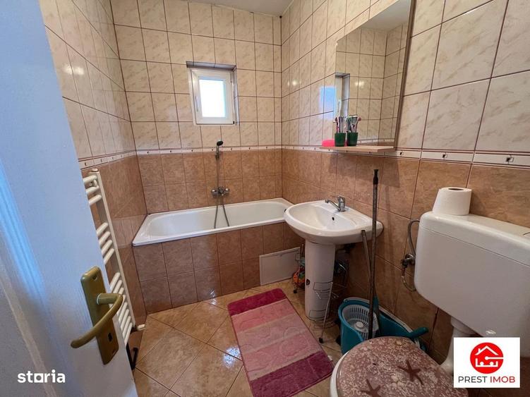 De vanzare apartament 3 camere, pe doua nivele - 4