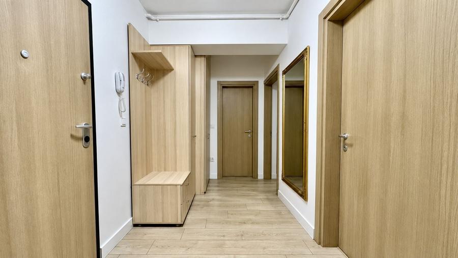 Apartament cu 2 camere, mobilat în Central