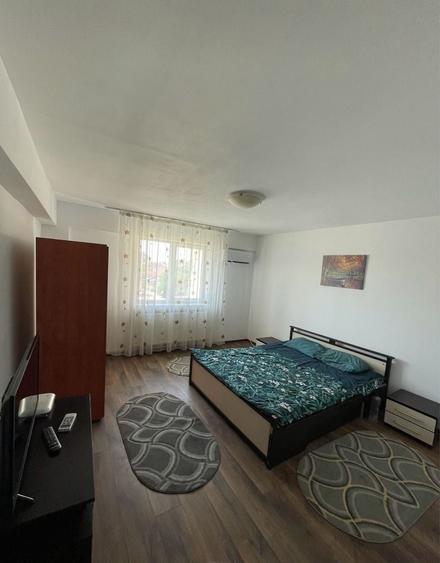 Apartament cu 2 camere decomandat în Craiovița Nouă