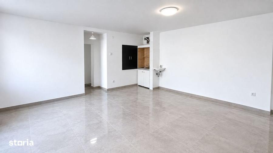 Spațiu comercial, de 25 mp, în Central