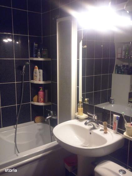Apartament cu 3 camere decomandat în Dacia