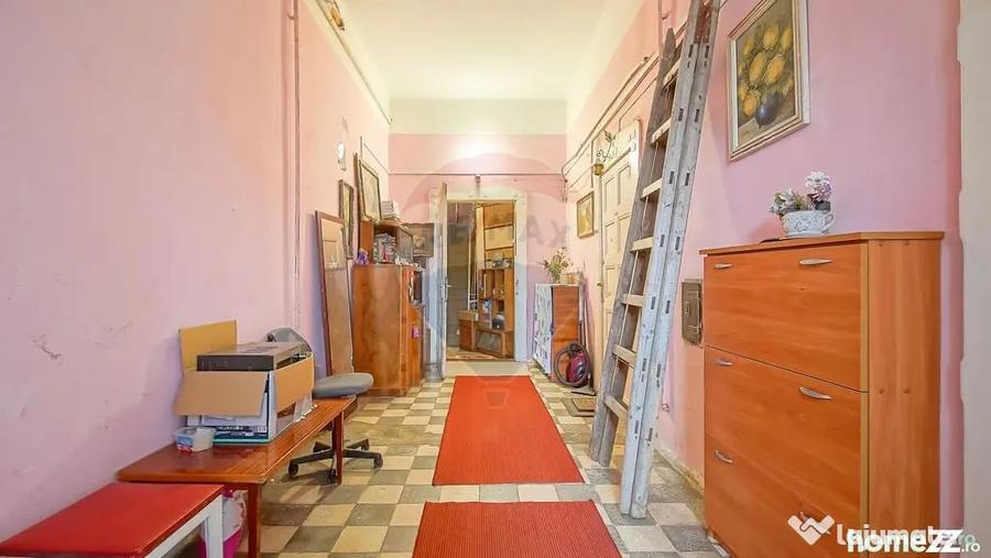 Garsonieră semidecomandată în Centrul Istoric