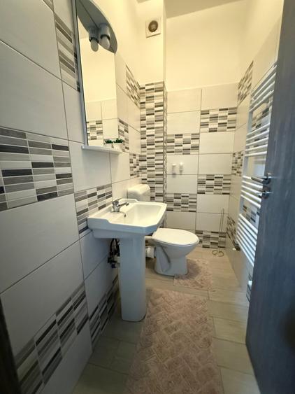 Apartament cu 3 camere decomandat, mobilat în Ghiroda