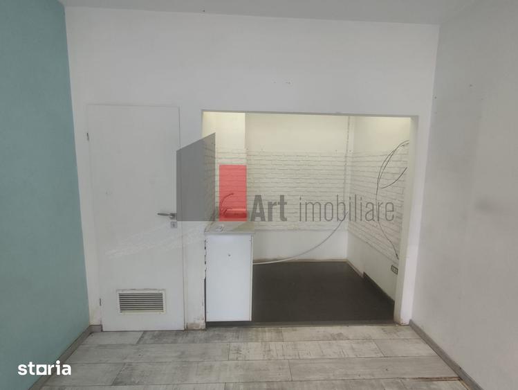 Spațiu comercial, de 18 mp, în Basarabia