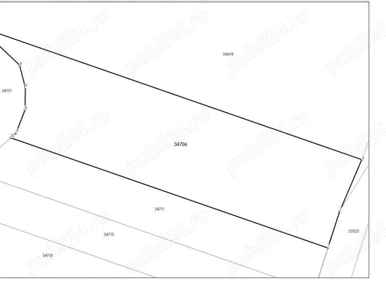 Teren de 8700 mp, în Ramna