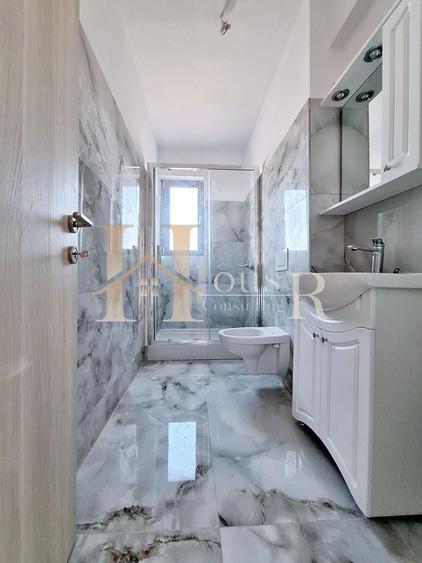 Apartament cu 3 camere decomandat în Girocului