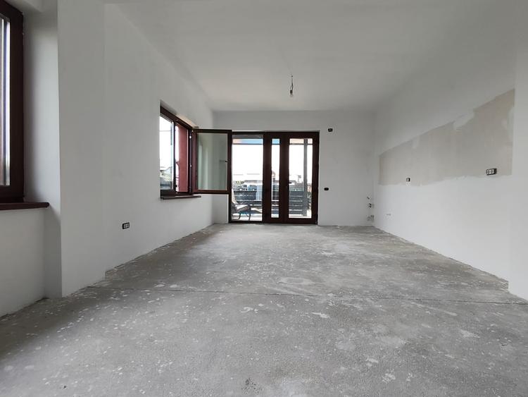 FARA COMISIOANE casa eleganta cu 3 camere 2 bai piscina P+M placa la cheie - 22