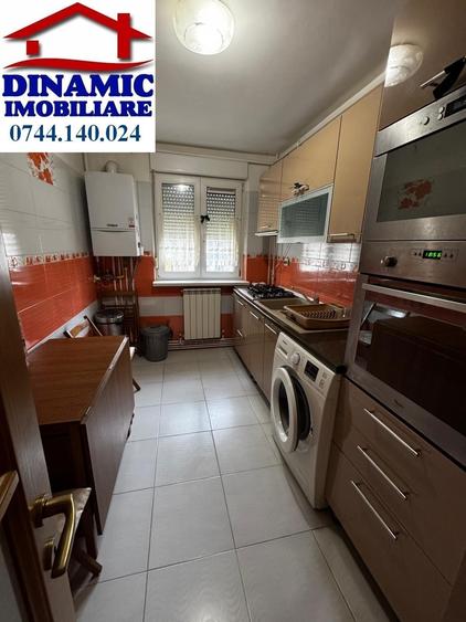Apartament cu 2 camere decomandat în Precista