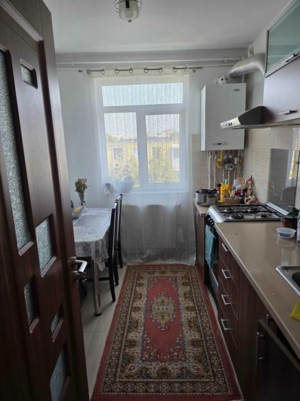 Apartament cu 2 camere semidecomandat în Calea București