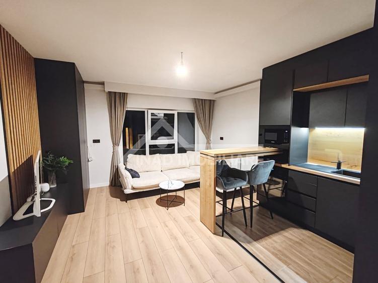 Apartament cu 2 camere semidecomandat, mobilat în Florești
