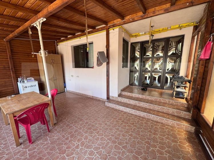 Casă individuală cu 3 camere cu Canalizare în Valea Voievozilor