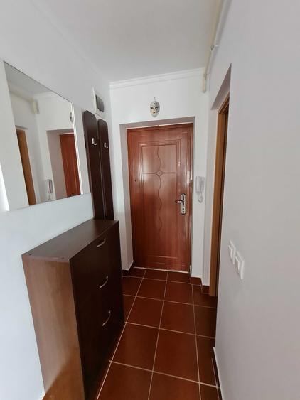 Garsonieră decomandată în Dâmbul Rotund