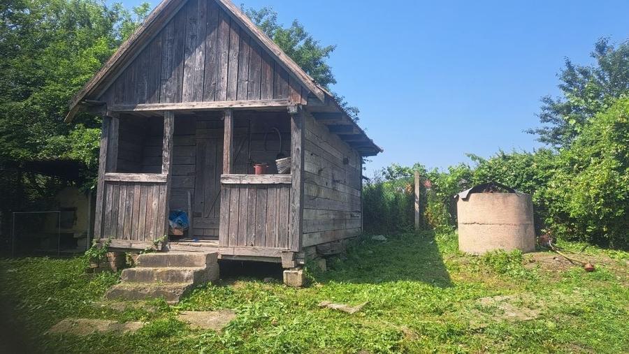 Casă cu 3 camere în Cămărașu