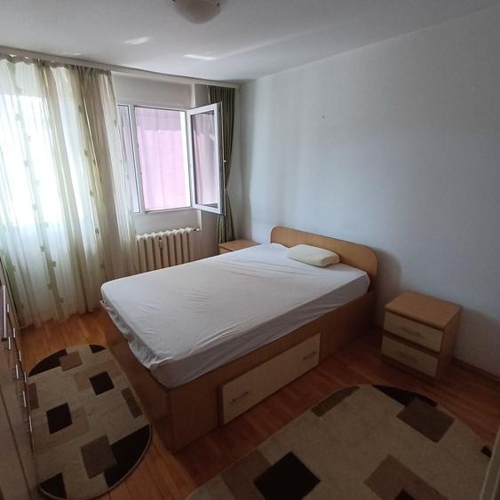 Inchiriez apartament 2 camere - 4