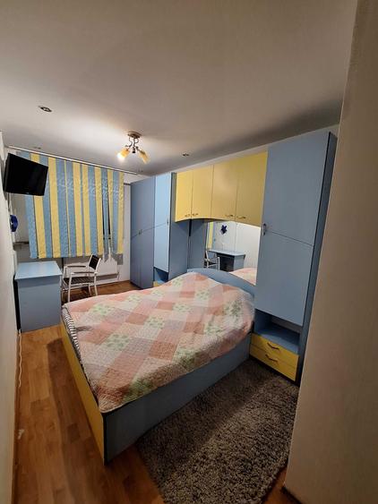 Apartament cu 3 camere decomandat în Țiglina 3