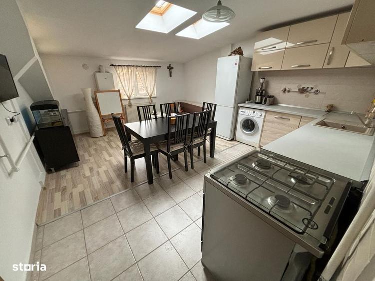 Apartament cu 3 camere decomandat în Tilișca