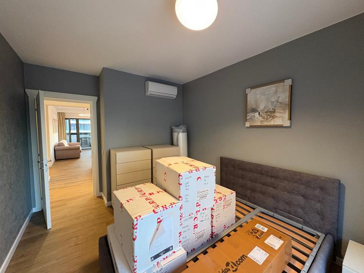 Apartament cu 2 camere semidecomandat în Barbu Văcărescu