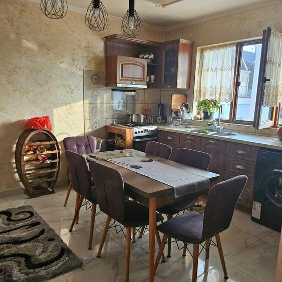 Casă cu 3 camere cu Teren 580 Mp în Strejnicu
