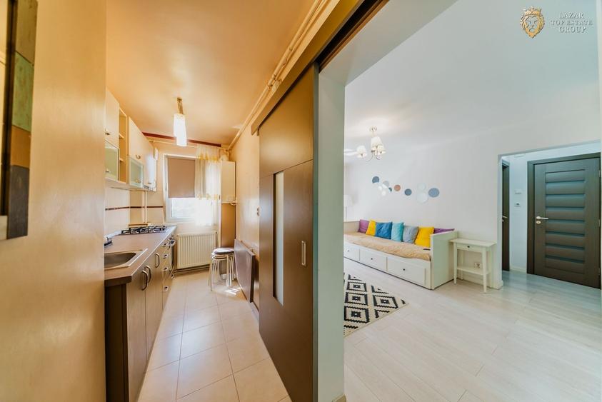 Apartament cu 2 camere semidecomandat, mobilat în Aurel Vlaicu
