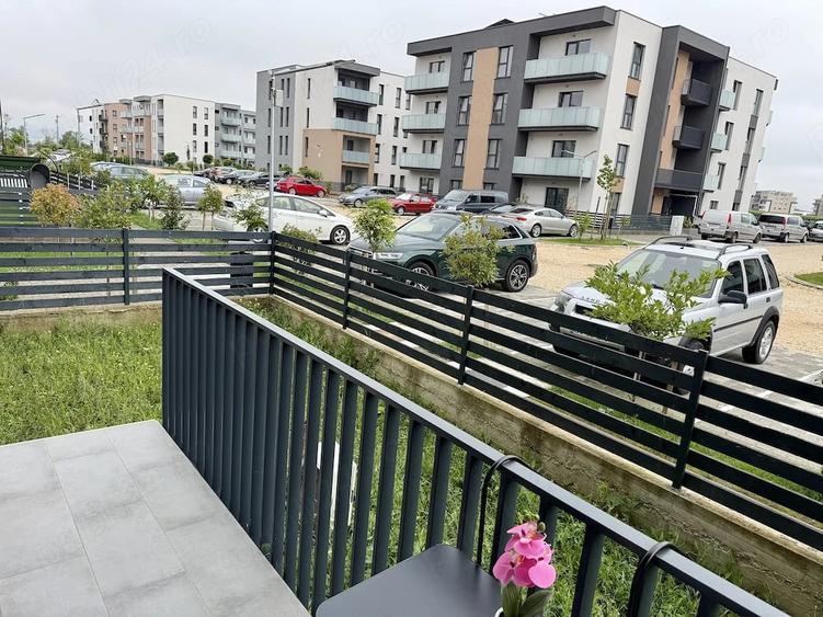 Apartament cu 2 camere decomandat în Cristian