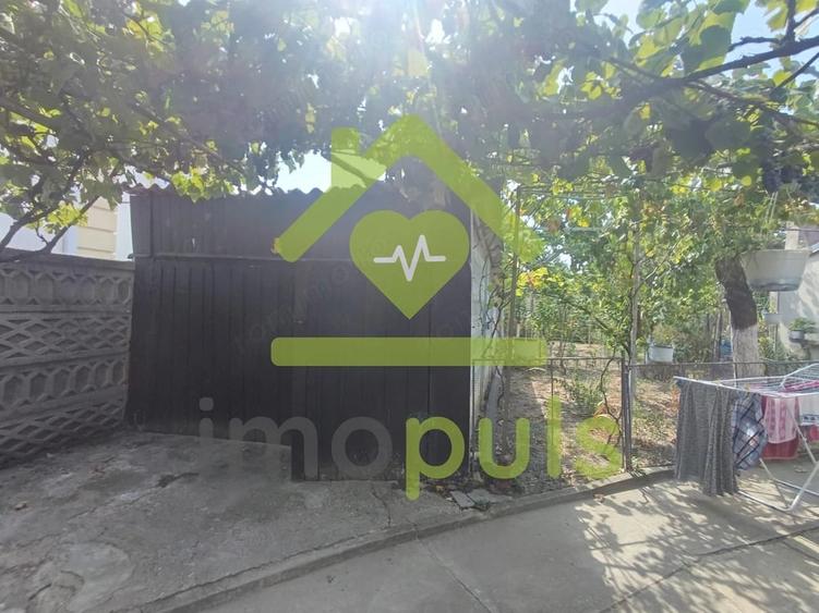 Casă cu 4 camere cu Teren 390 Mp în Vest