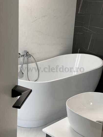 Casă individuală cu 5 camere cu Canalizare în Iancu Nicolae