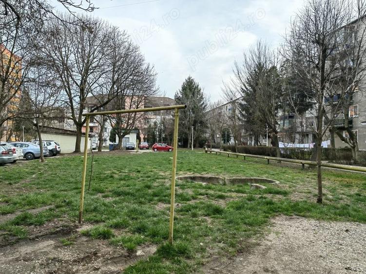 Teren de 1593 mp, în Central