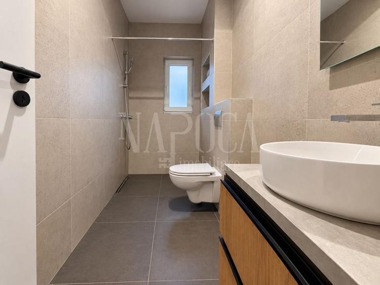 Apartament cu 3 camere semidecomandat în Mărăști