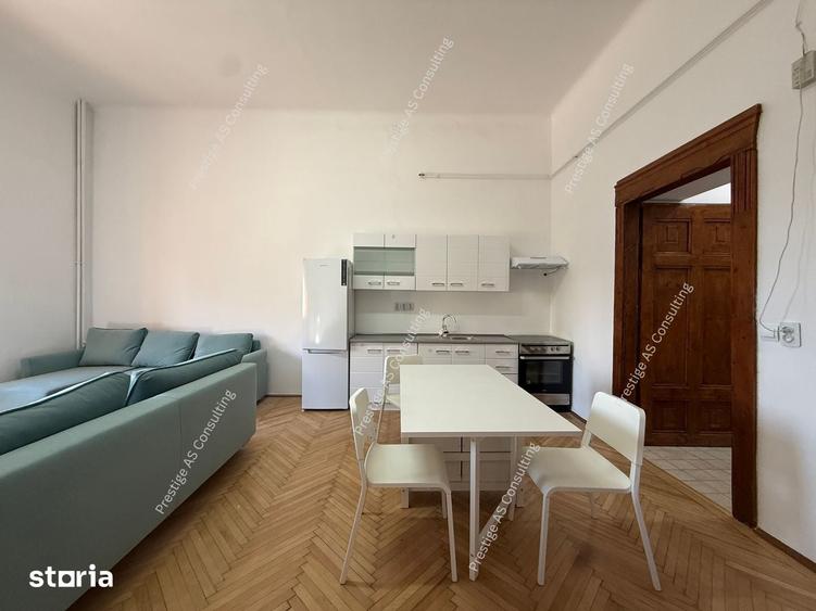 Spațiu comercial, de 150 mp, în Central