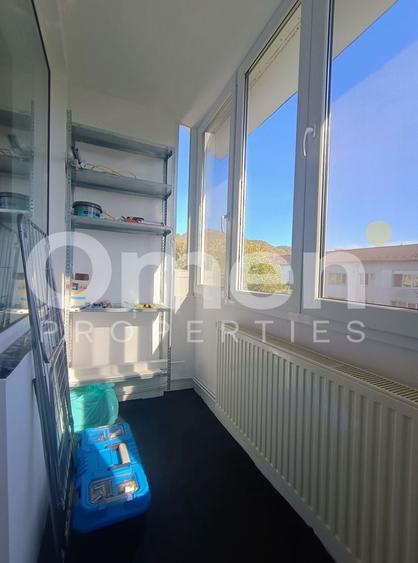 Apartament cu 2 camere decomandat, mobilat în Săsar