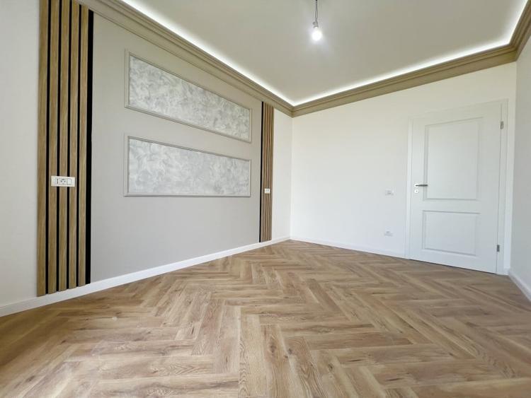 Apartament cu 3 camere decomandat în Torontalului