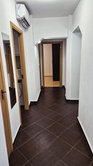 Apartament cu 3 camere decomandat în Timpuri Noi