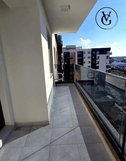 Apartament cu 3 camere decomandat, mobilat în Kamsas