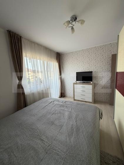 Apartament cu 2 camere semidecomandat, mobilat în Florești