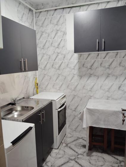 Apartament cu 2 camere nedecomandat în Central