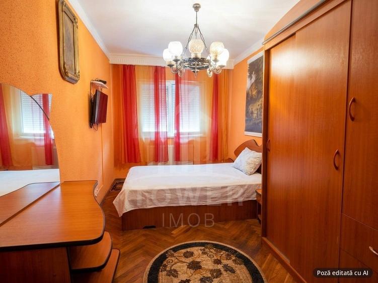 Apartament cu 4 camere decomandat în Vasile Aaron
