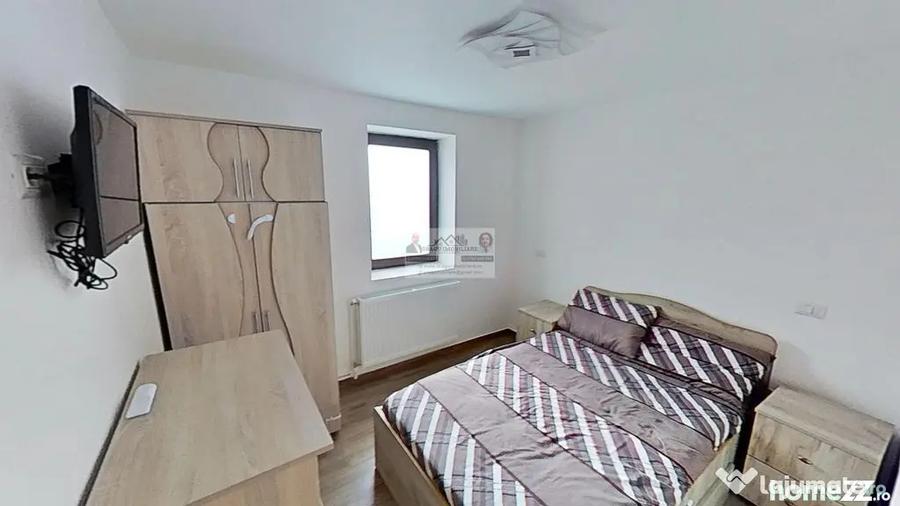 Apartament cu 3 camere semidecomandat, mobilat în Central