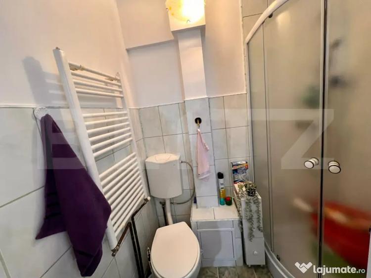 Apartament cu 4 camere decomandat în Central