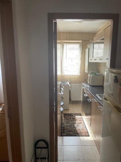 Apartament cu 2 camere semidecomandat, mobilat în Lujerului