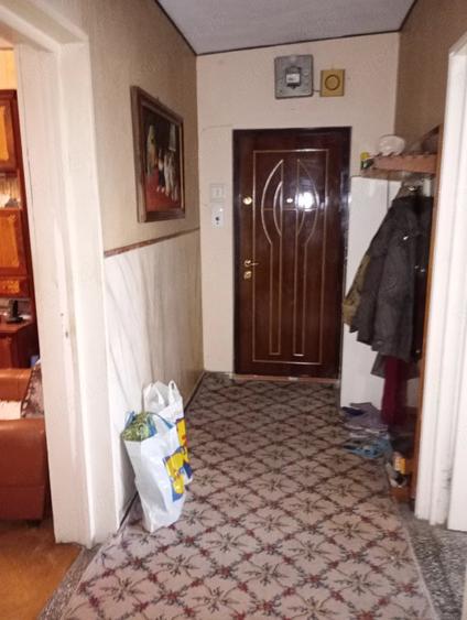 Apartament cu 3 camere decomandat în Mazepa 1