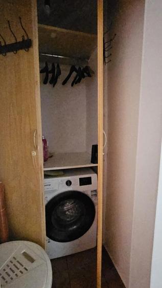 Apartament cu 3 camere decomandat, mobilat în Central