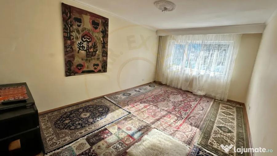 Apartament cu 2 camere decomandat în Popa Șapcă