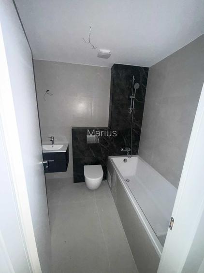 Apartament cu 2 camere decomandat în Coman