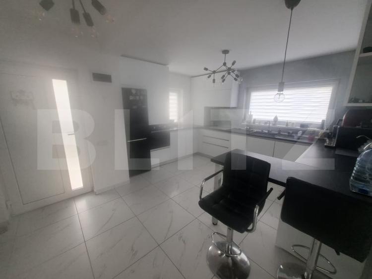 Duplex cu 3 camere cu Canalizare în Budiului