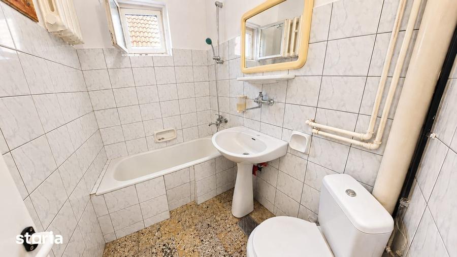 Casă cu 4 camere cu Teren 563 Mp în Central