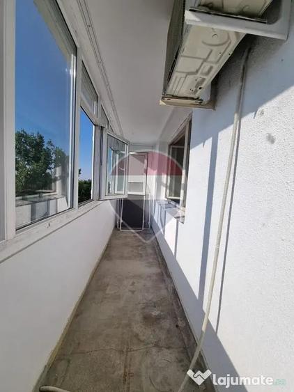 Apartament cu 2 camere semidecomandat în Giurgiului