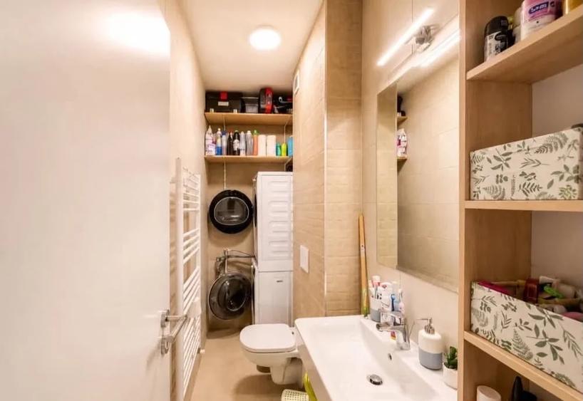 Apartament cu 3 camere decomandat, mobilat în Tractorul
