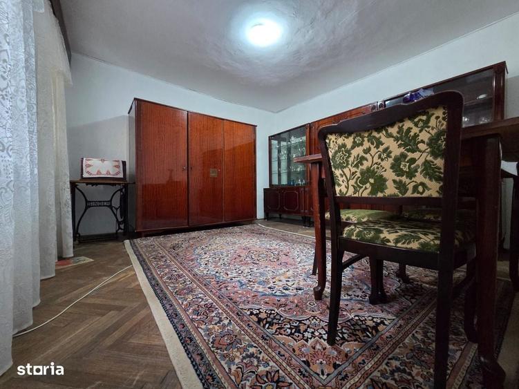 Casă cu 3 camere cu Teren 270 Mp în Central