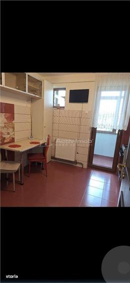 Apartament cu 3 camere decomandat în Ultracentral